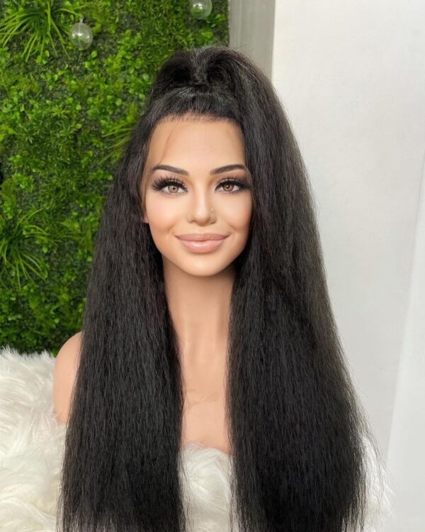 kinky straight lace front wig