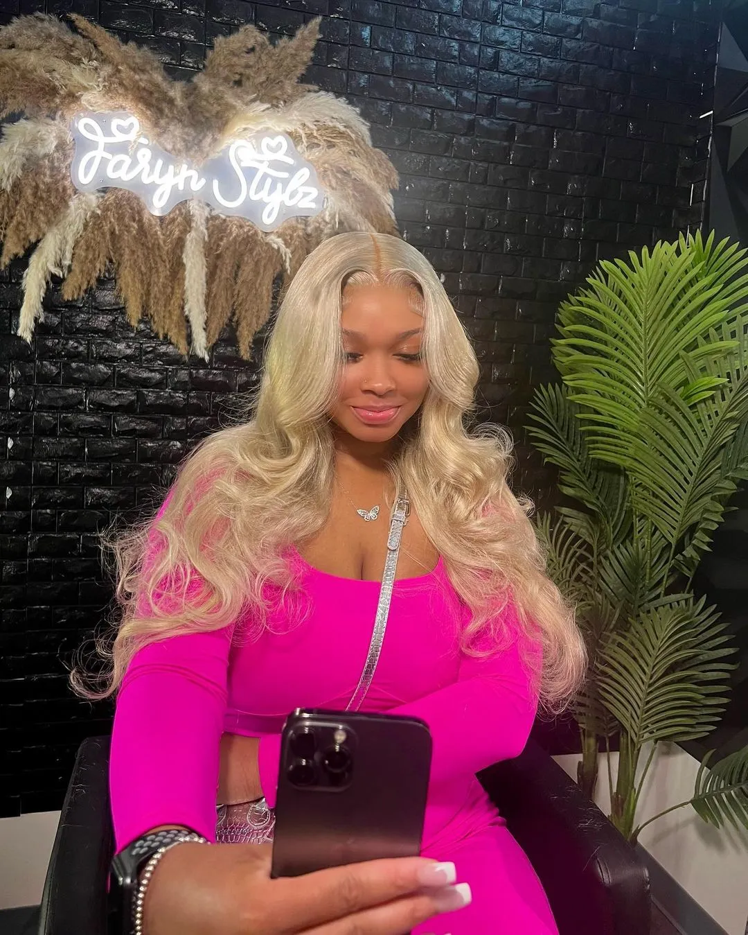 613 blonde color body wave lace front wigs
