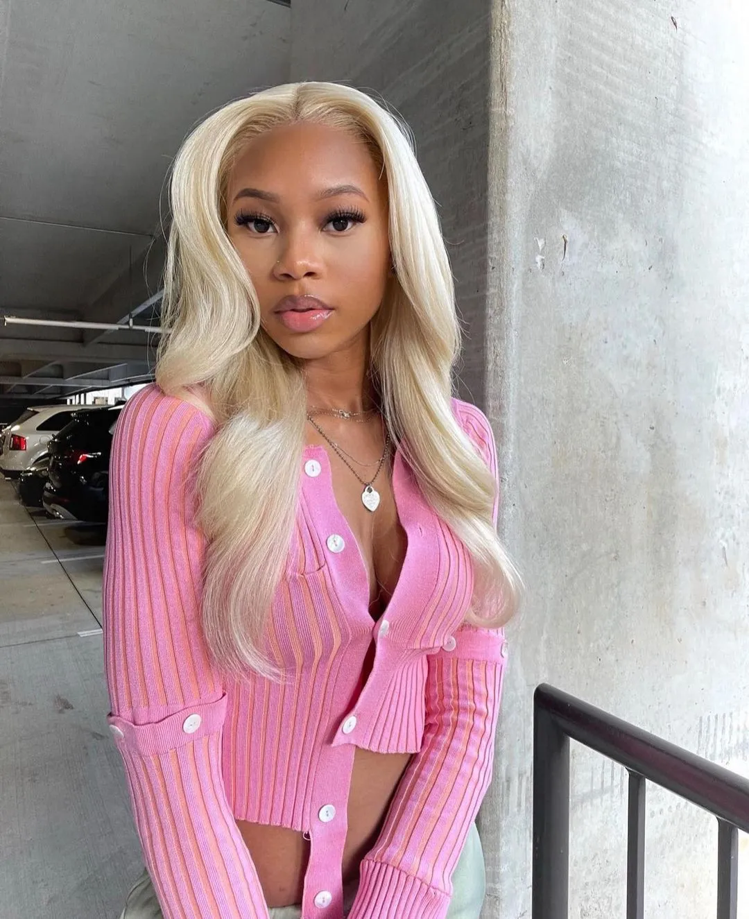 613 blonde color body wave lace front wigs