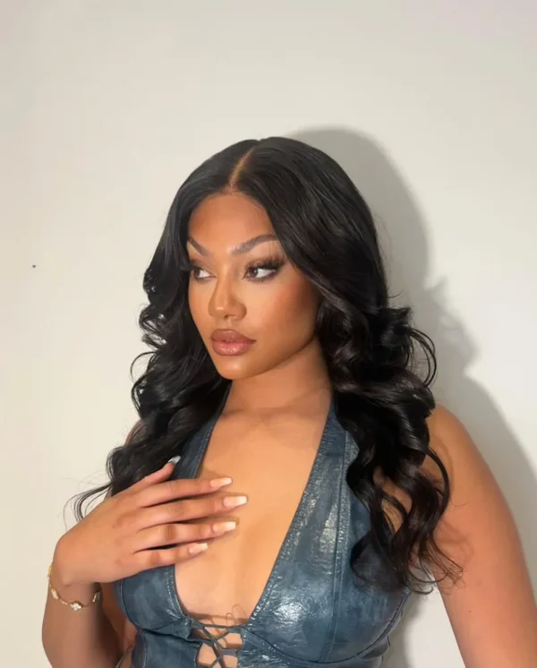 Guleless body wave lace wig