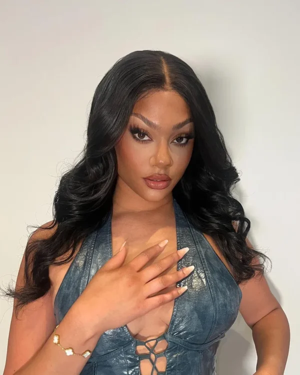 Guleless body wave lace wig