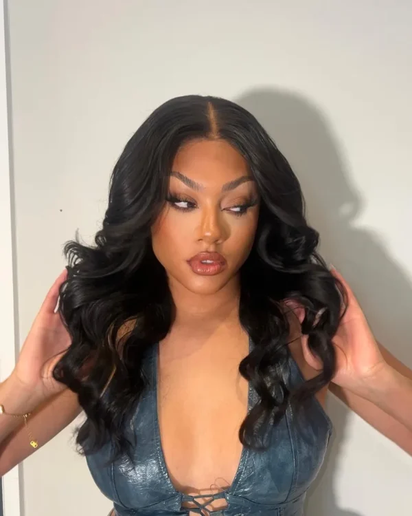 Guleless body wave lace wig